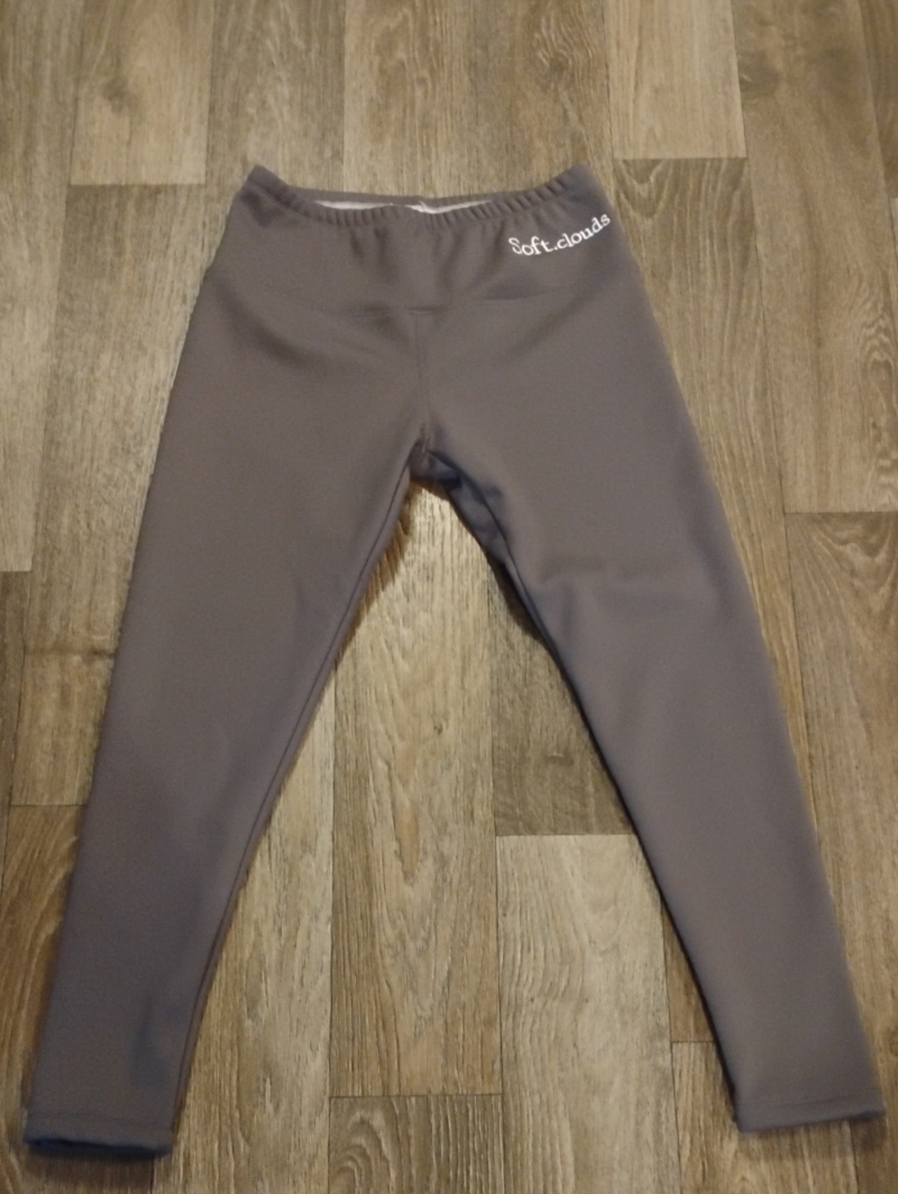5/$20 Women's M Soft Cloud Gray High-Waist Leggings